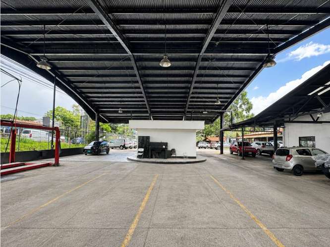 Inmueble comercial industrial cerca de Jardines del Recuerdo - Imagen 4