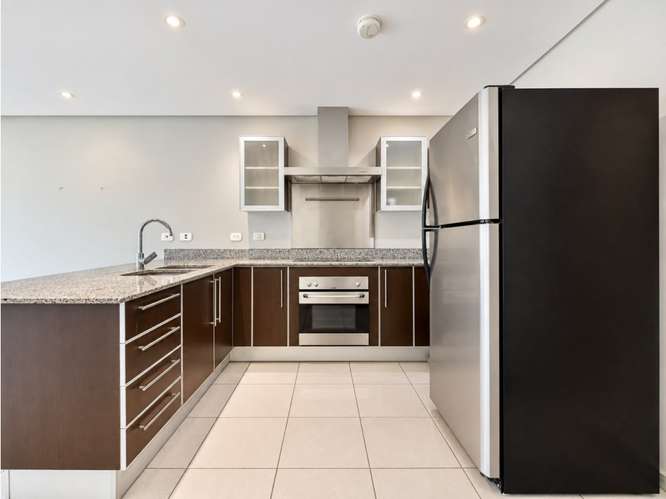 Venta de apartamento, ubicación extraordinaria - Imagen 1