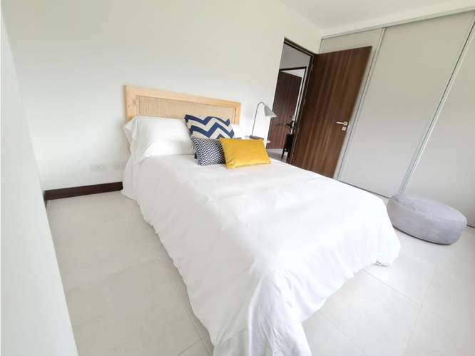 Venta de apartamento en Guachipelín a estrenar con linda vista - Imagen 7