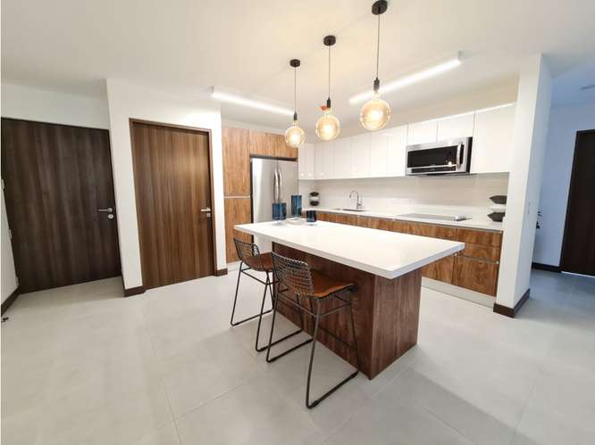 Venta de apartamento en Guachipelín a estrenar con linda vista - Imagen 3