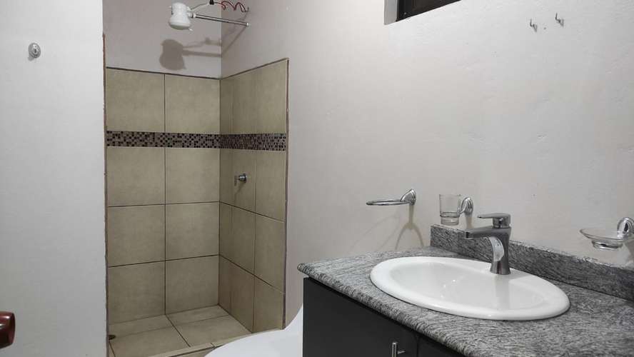 ALQUILER APARTAMENTO EN PRIMER NIVEL SAN PEDRO - Imagen 5