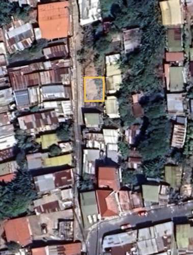 Lote con Casa Barato en El Carmen Las Américas