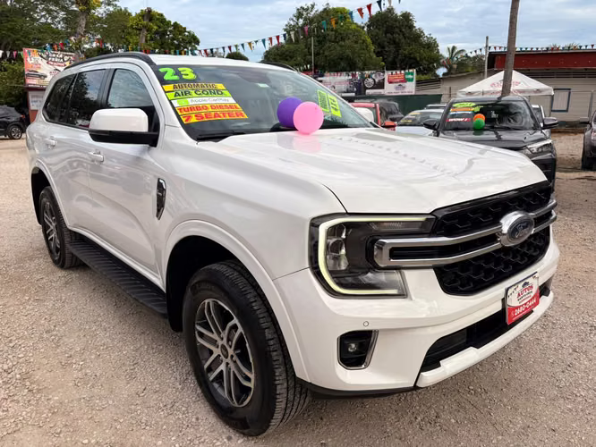FORD EVEREST XLT-2023-AUTO-SHIFT TRONIC-7 PSJ- - Imagen 4