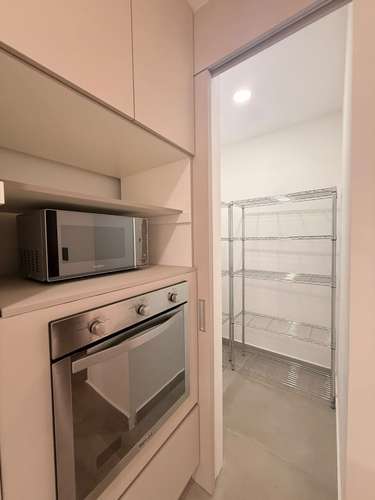 Alquiler en Condominio en Guachipelín, Escazú - Casa de 2 niveles
