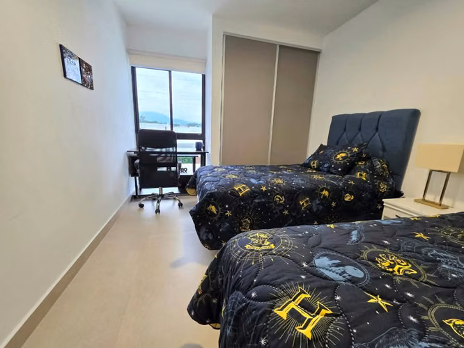 Alquiler en Condominio en Guachipelín, Escazú - Casa de 2 niveles - Imagen 9