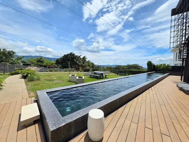 Venta de Casa en Guachipelín Escazú - De 3 niveles en Condominio - Imagen 14
