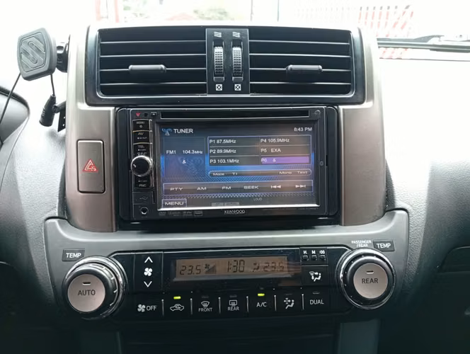 Toyota land cruiser prado 