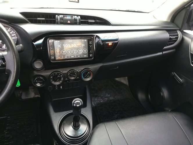 Toyota hilux  - Imagen 4