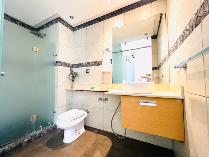  VENTA APARTAMENTO CON VISTA AL LAGO CON AMENIDADES DE COUNTRY CLUB - Imagen 10