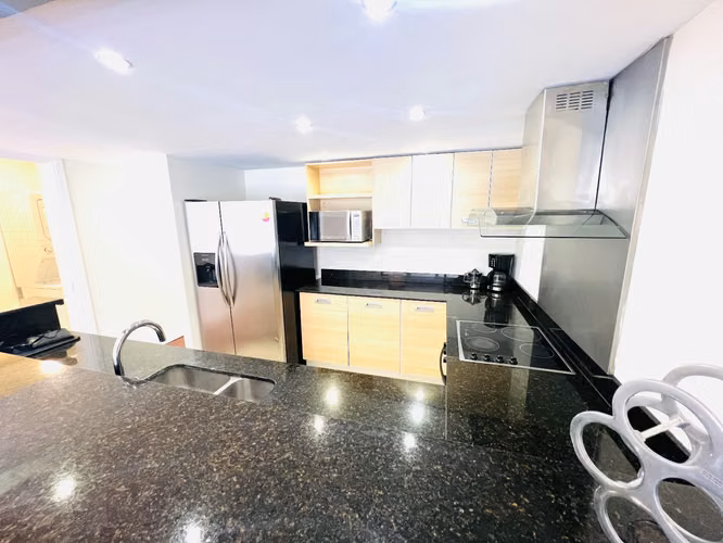  VENTA APARTAMENTO CON VISTA AL LAGO CON AMENIDADES DE COUNTRY CLUB - Imagen 4