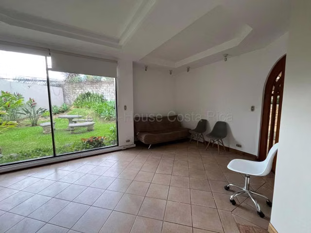PRECIOSA QUINTA EN CURRIDABAT - Imagen 4