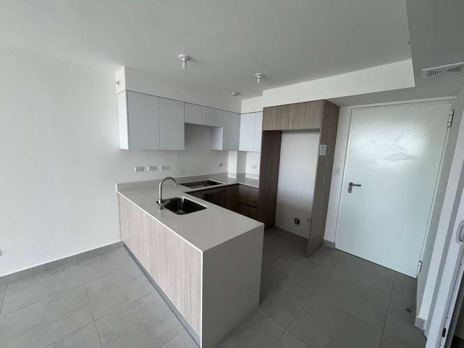 Alquiler de Apartamento nuevo en La Uruca - Imagen 3
