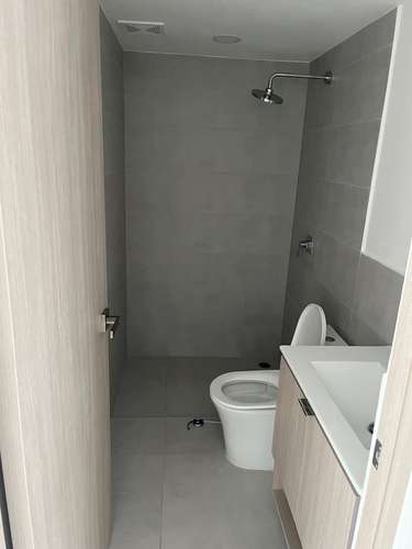 Alquiler de Apartamento nuevo en La Uruca - Imagen 7