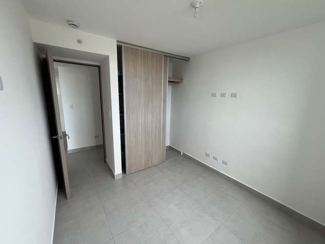 Alquiler de Apartamento nuevo en La Uruca - Imagen 5