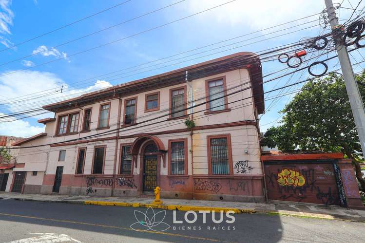 Edificio Histórico en Venta en Barrio La California — uso de suelo mixto, para remodelar, Cód. AJ038 - Imagen 2