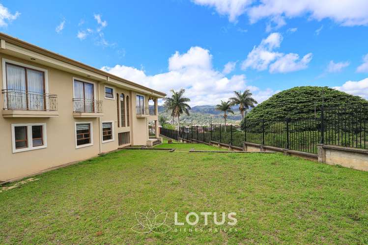 Casa en Venta en Colinas de Montealegre, Curridabat — 5 hab., Cód. AJ039 - Imagen 13