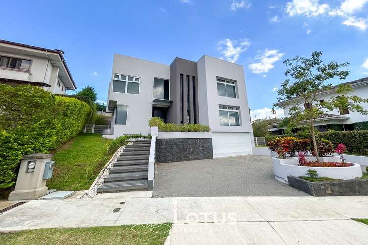 Casa en Venta en Colinas de Montealegre, Curridabat — 4 hab., como nueva, Cód. AJ058
