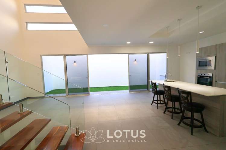 Casa en Venta en Condominio Distrito San Juan, Tres Ríos — 3 hab., Cód. AJ071 - Imagen 2
