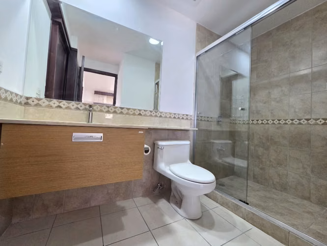 Alquiler apartamento Santa Ana, remodelado - Imagen 7