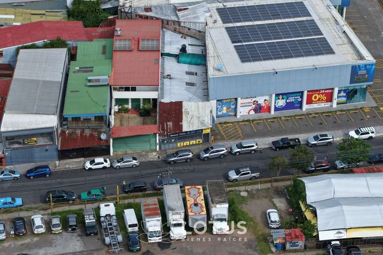 Propiedad con Local Comercial en Venta en Zapote — 298 m², Cód. AJ062 - Imagen 3