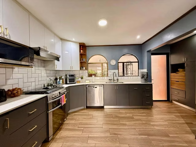 BELLA CASA EN RESIDENCIAL AL ESTE - Imagen 5