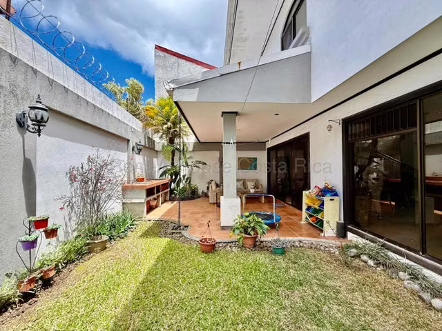 BELLA CASA EN RESIDENCIAL AL ESTE - Imagen 17