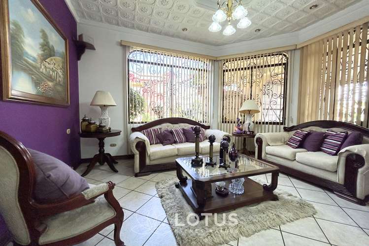 Casa en Venta en Curridabat — una planta, uso de suelo mixto, Cód. AJ065 - Imagen 10