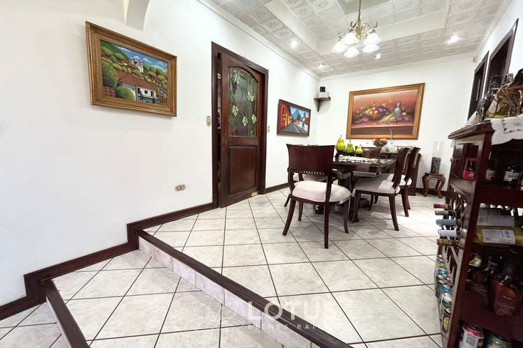 Casa en Venta en Curridabat — una planta, uso de suelo mixto, Cód. AJ065 - Imagen 11