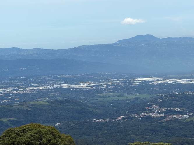 Venta de quinta ubicada en Residencial Mirapol. Poás de Alajuela