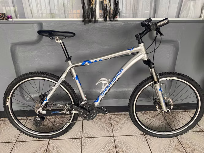 Bicicleta Mountain Bike - Imagen 1