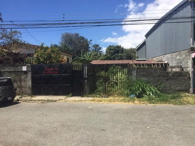 TERRENO DE GRAN POTENCIAL PARA DESARROLLO JUNTO A TERRAMALL Y LA AUTOPISTA