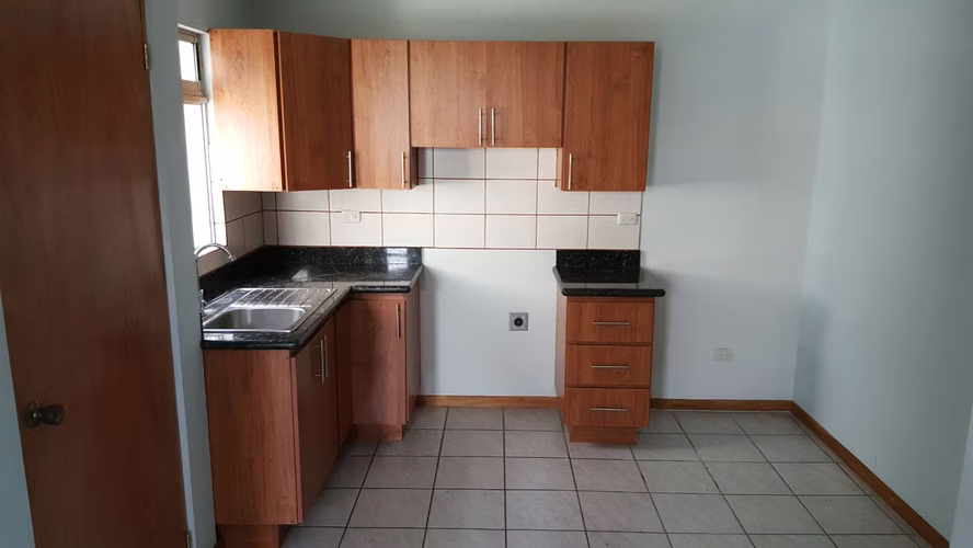 ALQUILER DE APARTAMENTO EN RESIDENCIAL, SAN PABLO DE HEREDIA - Imagen 4