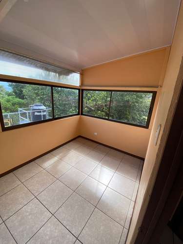 Casa en alquiler, excelente ubicación. - Imagen 5