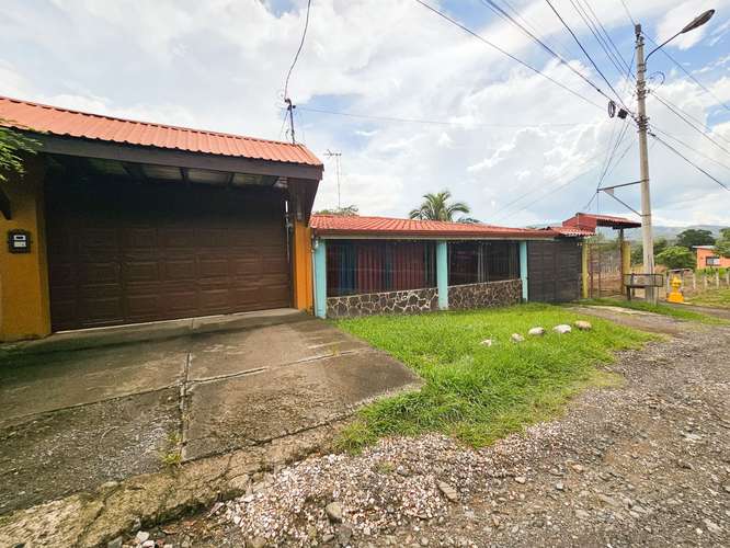 Furnished 3-Bedroom Home Near Downtown Ciudad Colón LSE - Imagen 19
