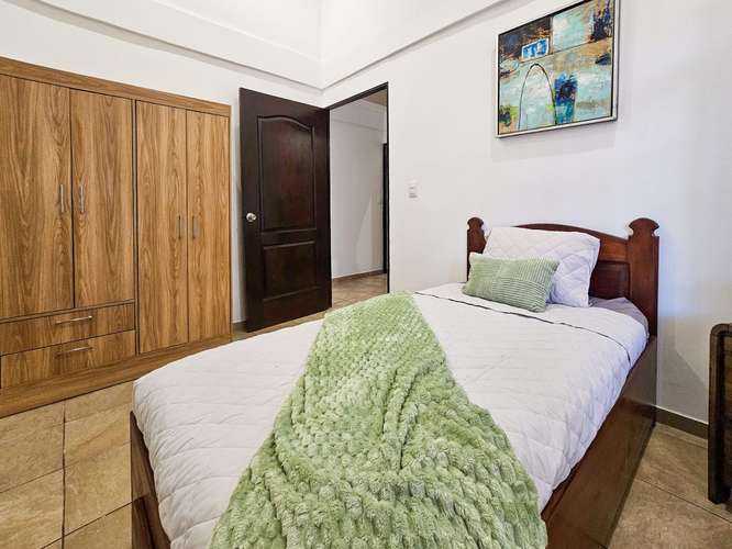 Furnished 3-Bedroom Home Near Downtown Ciudad Colón LSE - Imagen 15