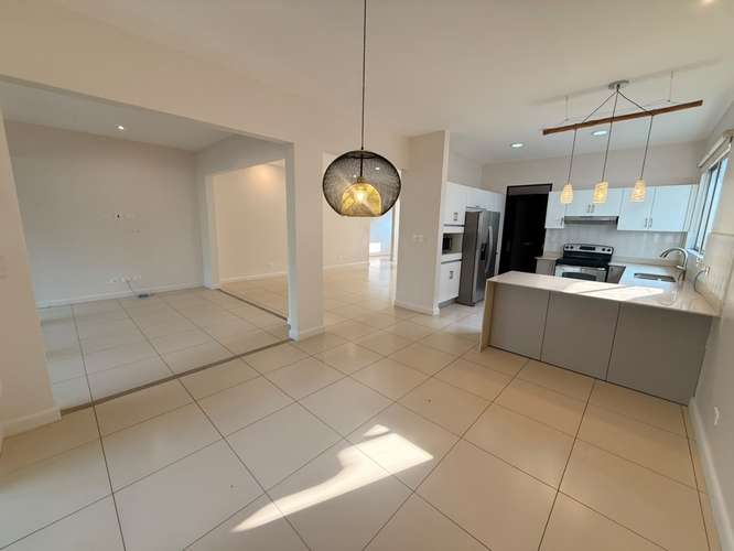 Lindora | Casa de una planta | 4 habitaciones | Jardín privado - Imagen 2