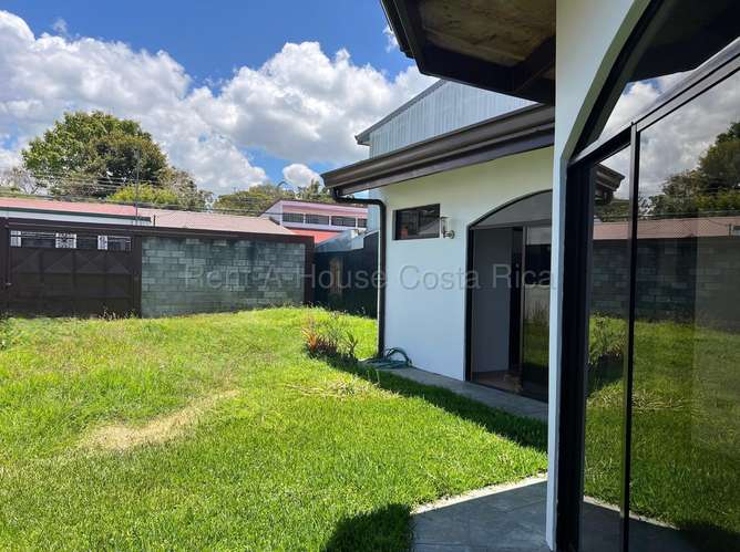 EN VENTA CASA + APARTAMENTO EN SAN ISIDRO, CORONADO | AMPLIO LOTE 397 m² Y PRECIO BAJO AVALÚO - Imagen 15