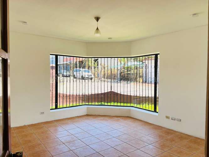 EN VENTA CASA + APARTAMENTO EN SAN ISIDRO, CORONADO | AMPLIO LOTE 397 m² Y PRECIO BAJO AVALÚO - Imagen 8