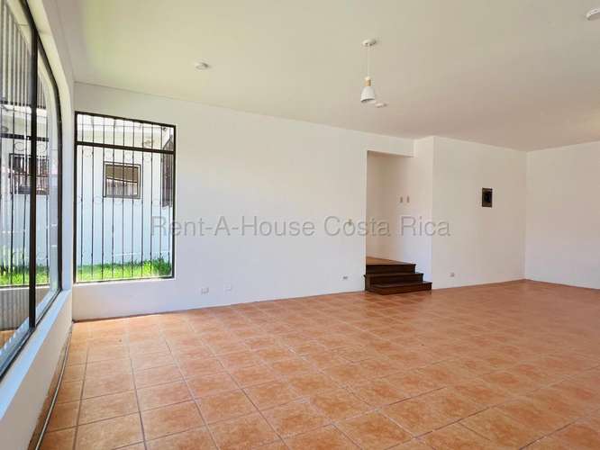 EN VENTA CASA + APARTAMENTO EN SAN ISIDRO, CORONADO | AMPLIO LOTE 397 m² Y PRECIO BAJO AVALÚO - Imagen 5