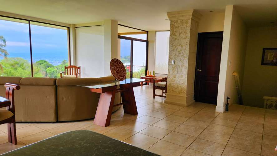 LUJOSA CASA DE MONTAÑA CON VISTAS EN SAN ANTONIO ESCAZU - Imagen 17