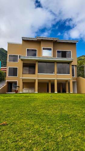 LUJOSA CASA DE MONTAÑA CON VISTAS EN SAN ANTONIO ESCAZU - Imagen 3