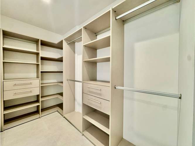 Venta de apartamento en Guachipelín - Imagen 6