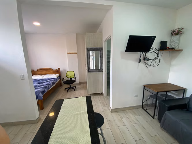 OPORTUNIDAD ESTUDIO EN LOMAS DE AYARCO  - Imagen 3