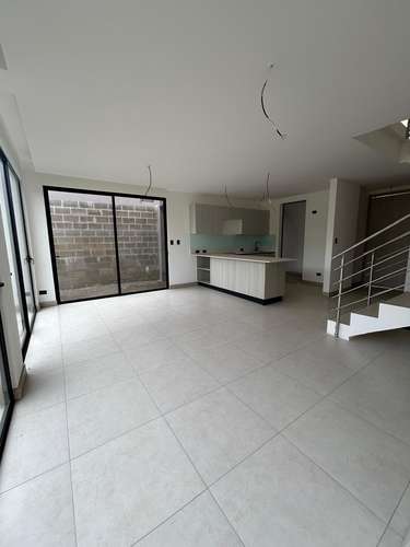 NUEVA EN SANTA ANA CONDOMINIO  - Imagen 8