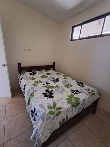 Cómodo apartamento amueblado con vista panorámica al valle central 