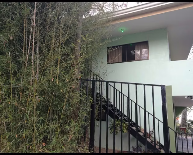Cómodo apartamento amueblado con vista panorámica al valle central 
