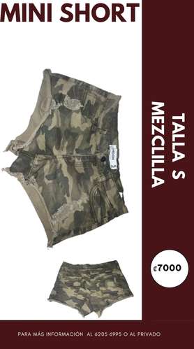 Shorts, blusa, corset y pestañas 