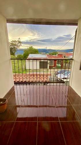 Casa 2 plantas en Cartago