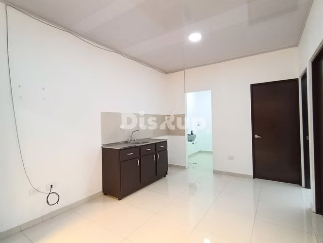 Apartamento de 2 habitaciones en Guadalupe Centro. - Imagen 2