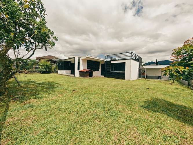 ¡Alquiler de casa en San Isidro de Heredia! Residencial Lomas del Zurqui